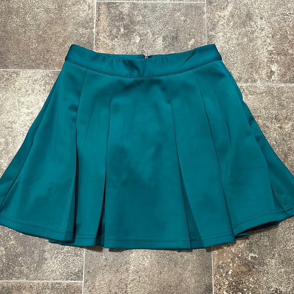 Cute, light flare skirt. Worn once.